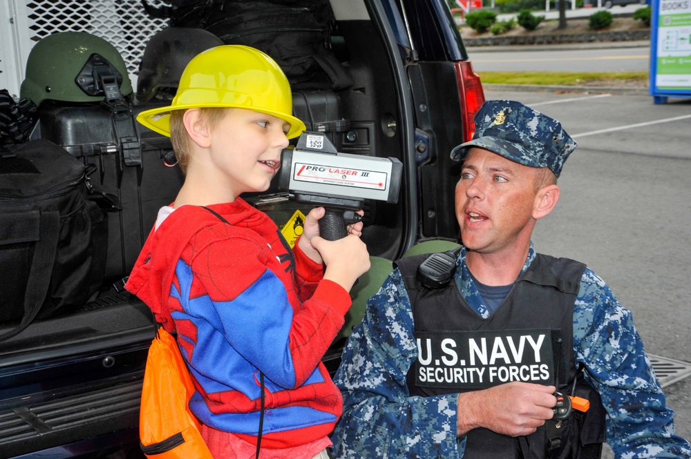 Poulsbo's Annual Touch-a-Truck Expo
