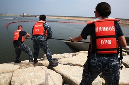 Facility Response Team tests their oil spill response