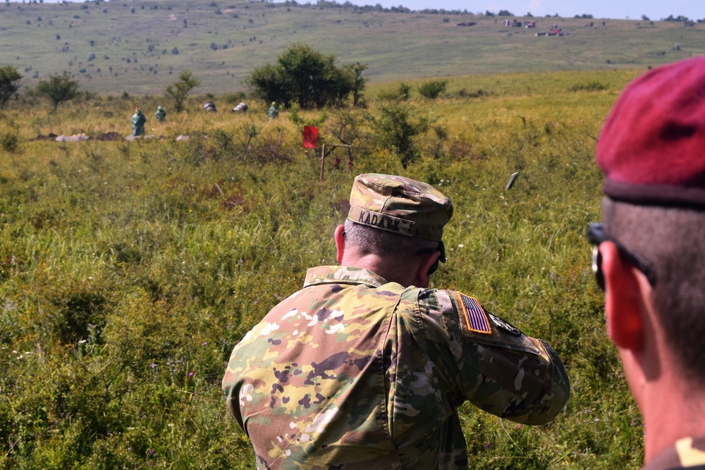 Lieutenant General Timothy Kadavy visits Tennessee, Alabama Army National Guard in Romania