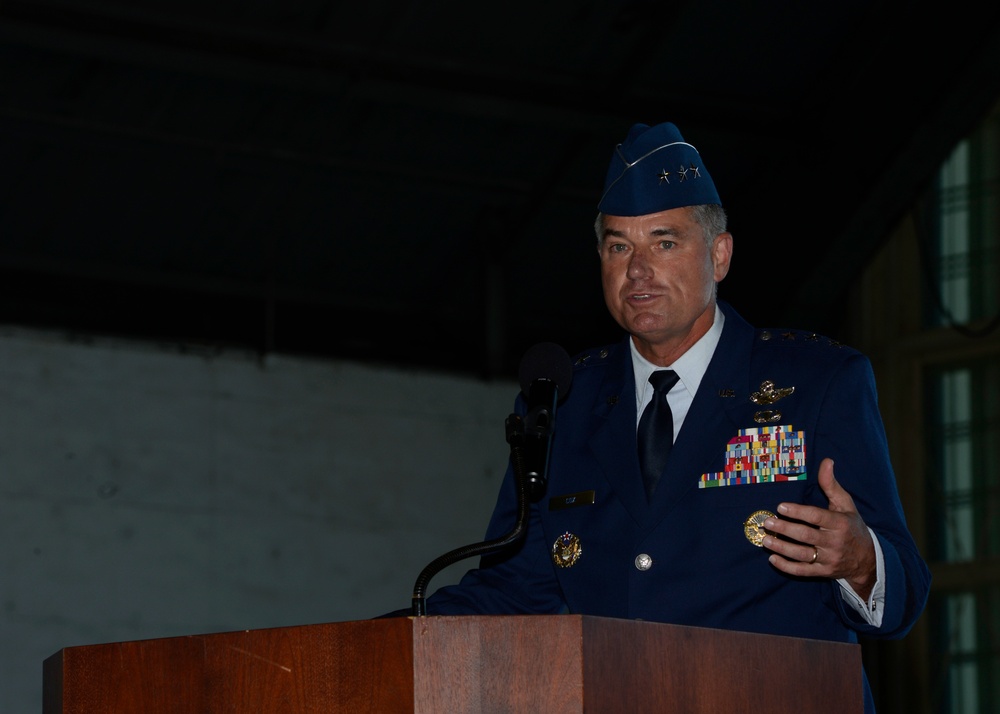 6th Air Mobility Wing welcomes new commander