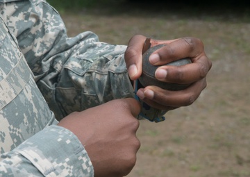 52nd SIG BN WeaponsTraining