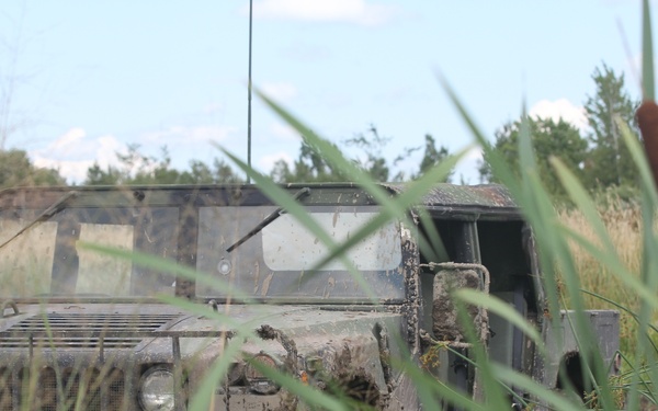 42nd Infantry Division Soldiers train on vehicle recovery