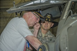 Army Otter-Caribou Association visit HAAF