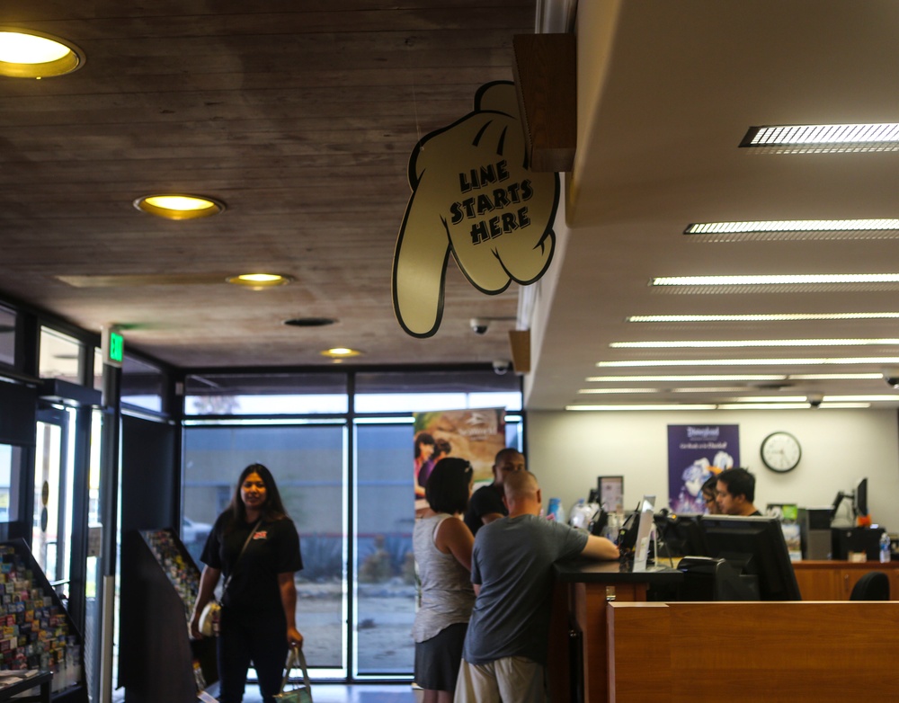 Military members explore the So Cal area through ITT adventures