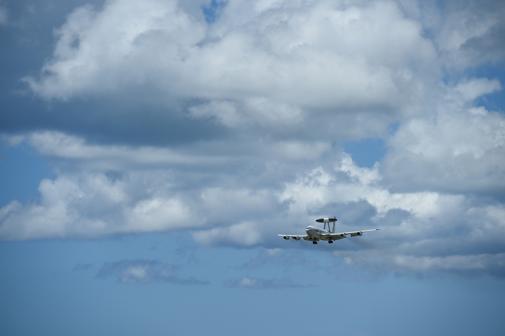 Tinker total force AWACS Airmen fly in RIMPAC 2016