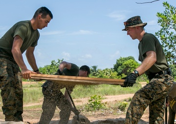 Marines, Honduran Soldiers Work Together On Engineering Projects