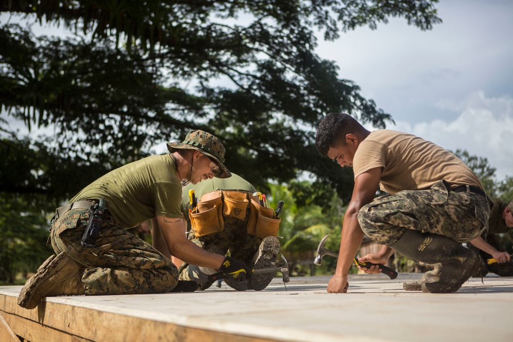 Marines, Honduran Soldiers Work Together On Engineering Projects