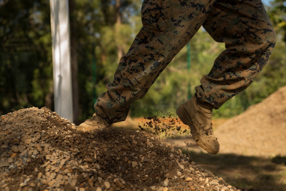 U.S. Marines take on French Army obstacle course