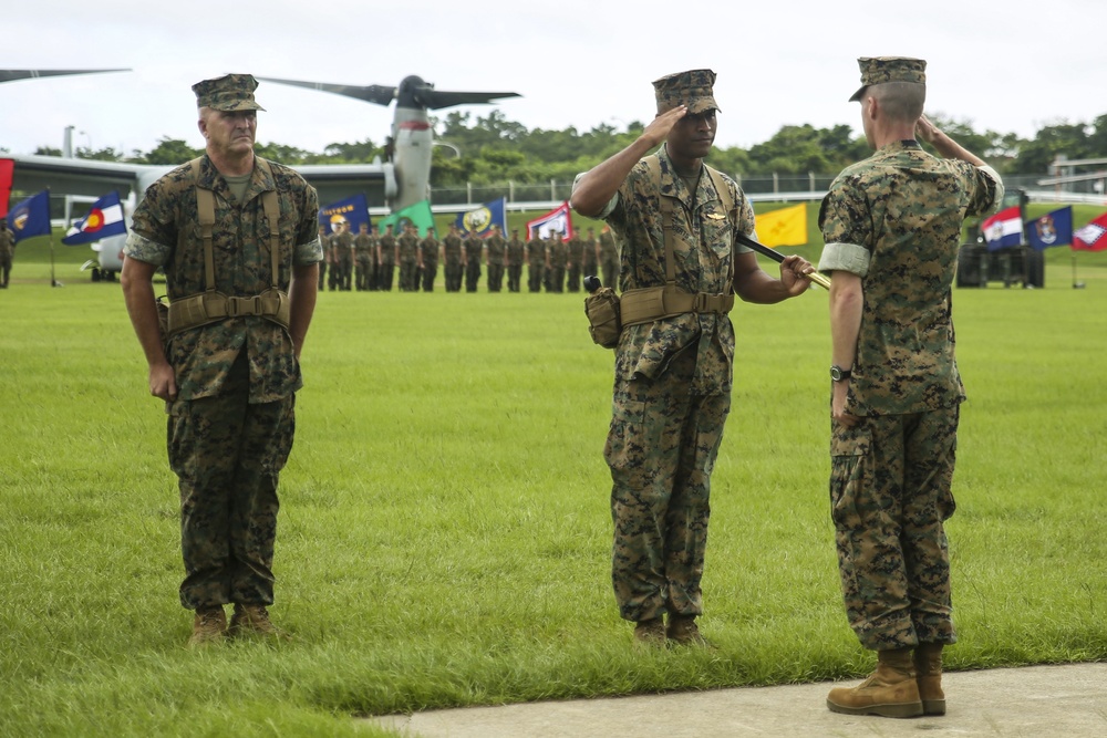 31st MEU Sergeant Major retires, Lanham assumes sword of office