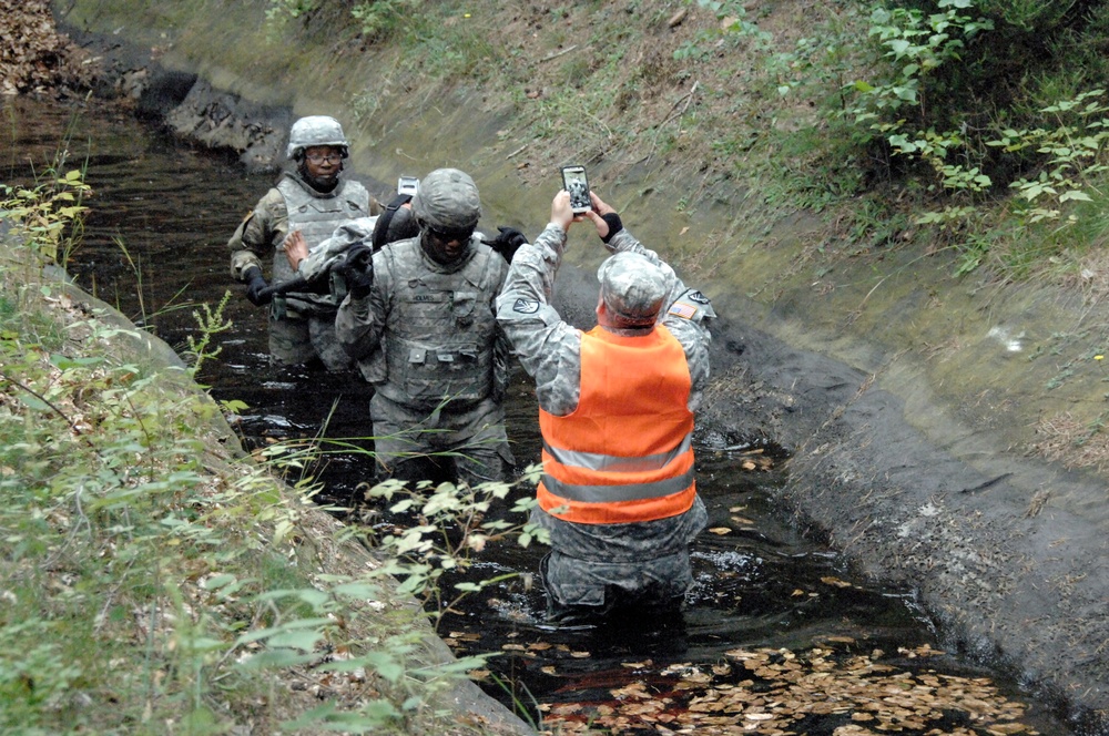 39th Transportation Battalion (MC) EFMB Litter Course Training