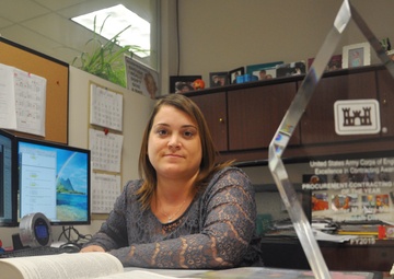 Top contracting officer wins prestigious USACE award