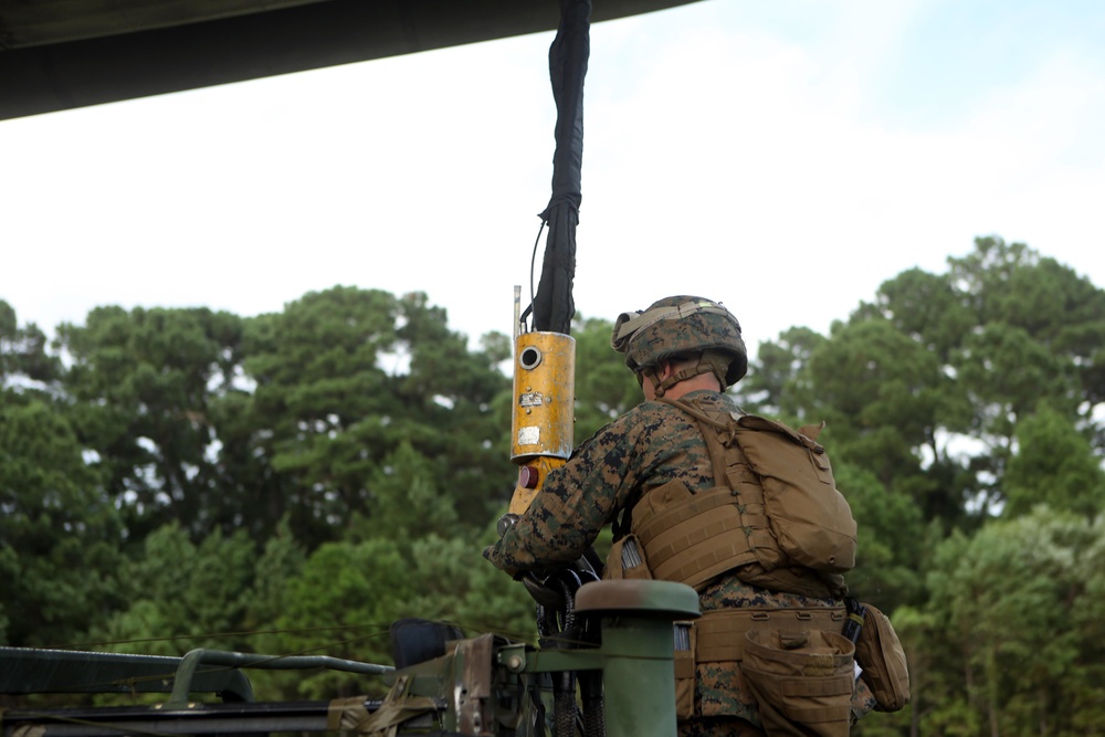 Marines with CLB-26 conduct HST training