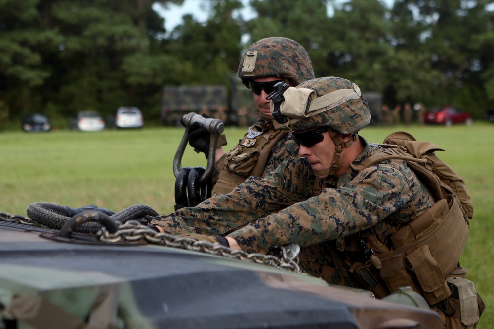 Marines with CLB-26 conduct HST training