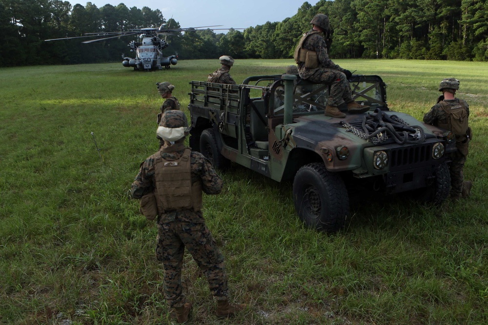 Marines with CLB-26 conduct HST training