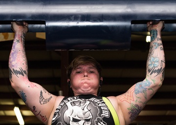 Out lifting the competition: Army Strongwoman trains for worlds