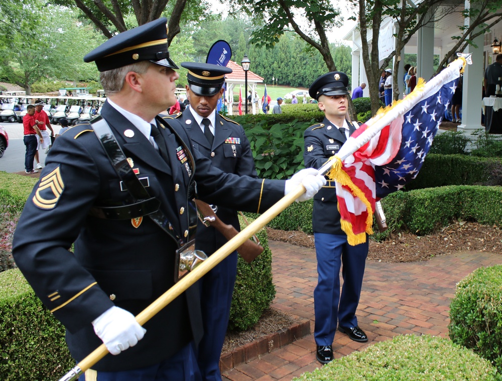 Signal Command Soldiers provide Color Guard for golf tournament fund raiser