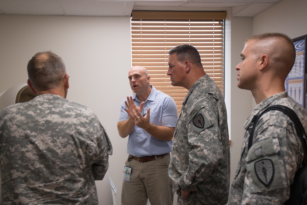 Indiana Adjutant General Visits Troops at Ft. Knox