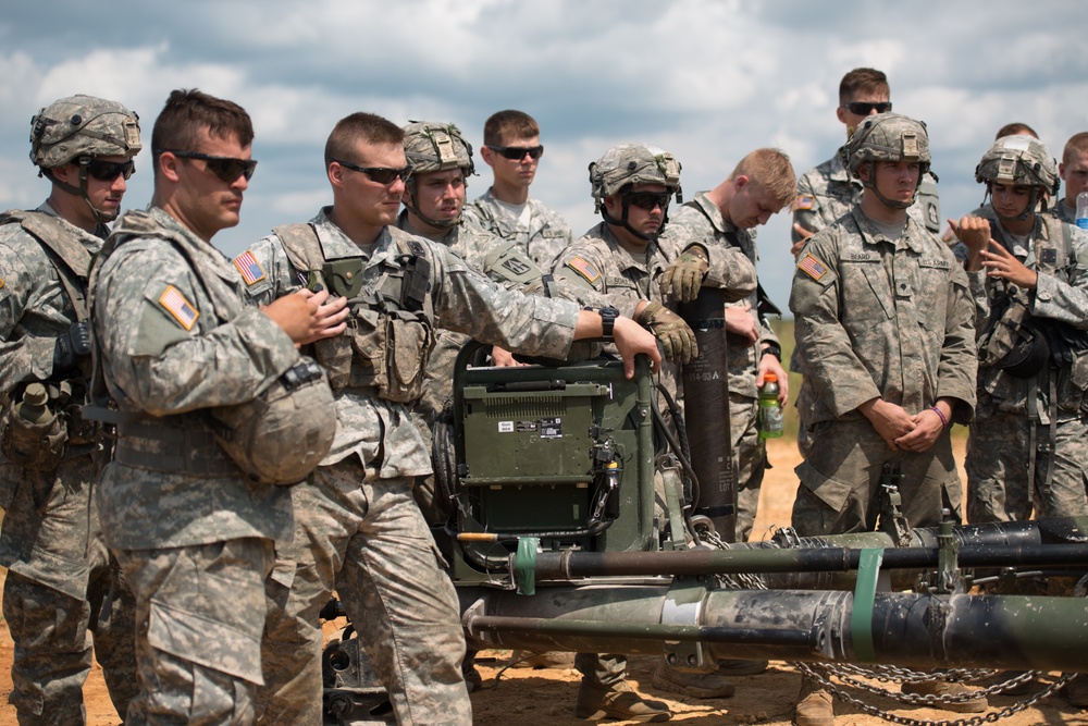 Indiana Adjutant General Visits Troops at Ft. Knox