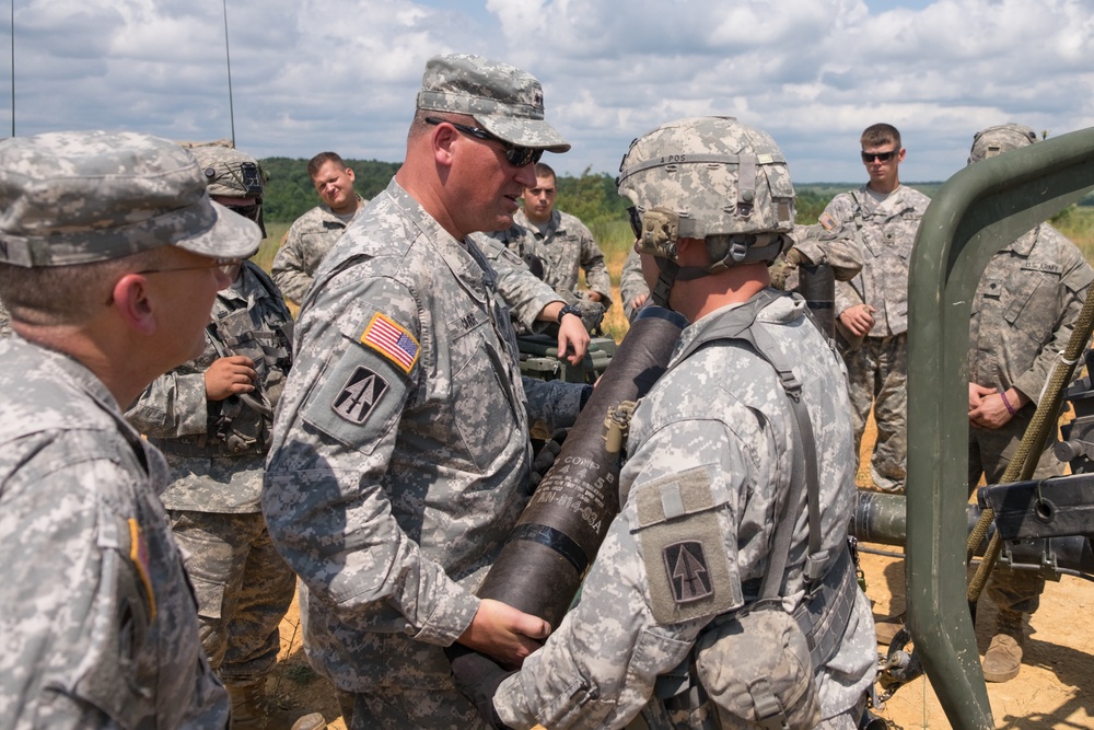 Indiana Adjutant General Visits Troops at Ft. Knox