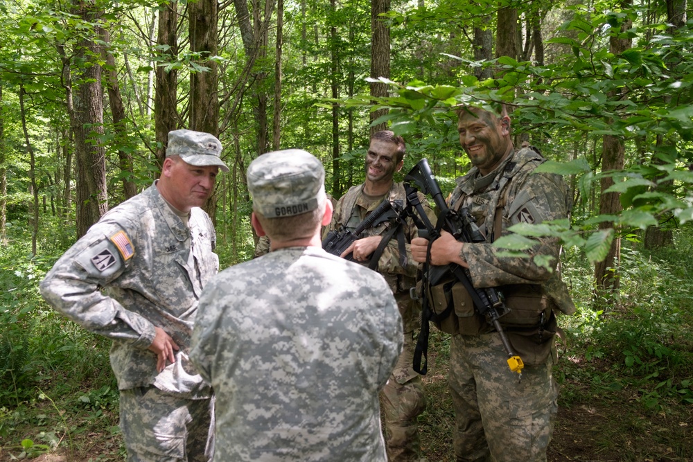 Indiana Adjutant General Visits Troops at Ft. Knox