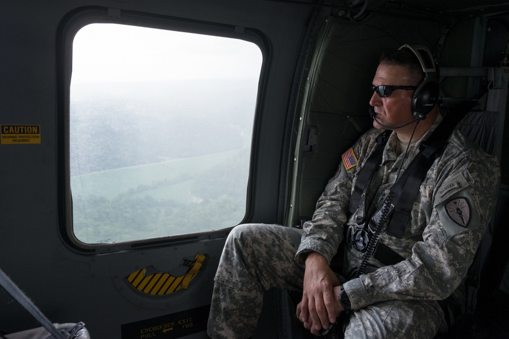 Indiana Adjutant General Visits Troops at Ft. Knox