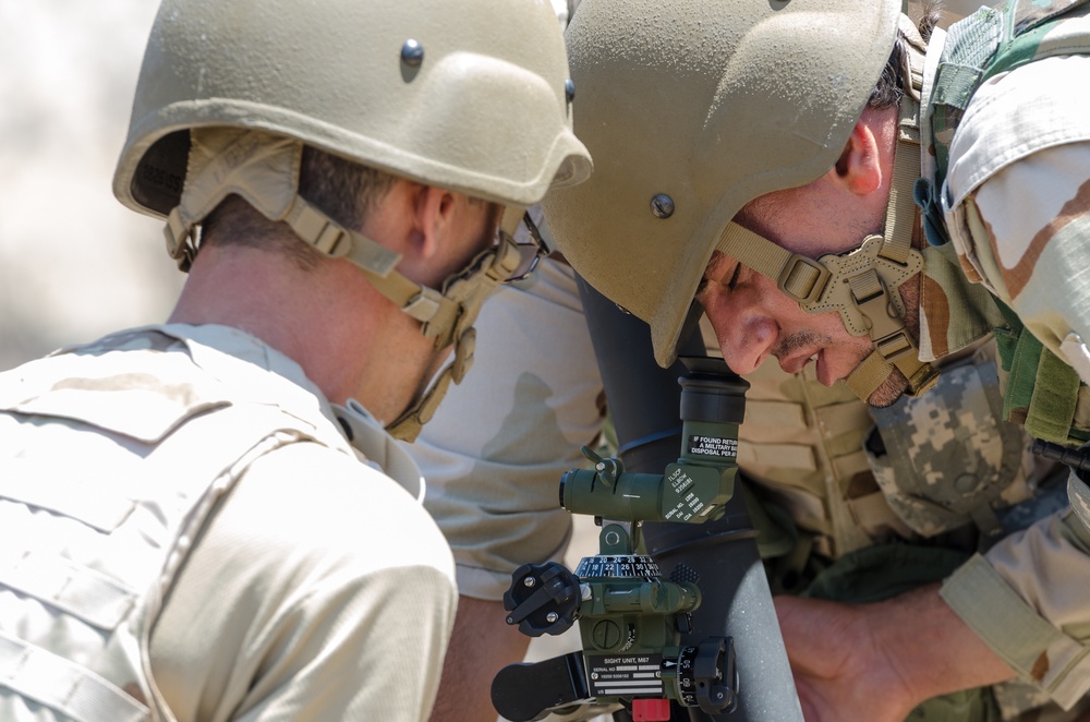 Italians train Peshmerga on 60mm mortars