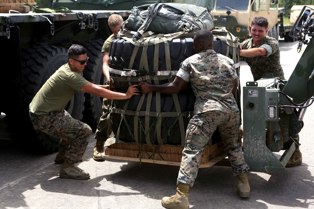 2D TSB conduct air drop training