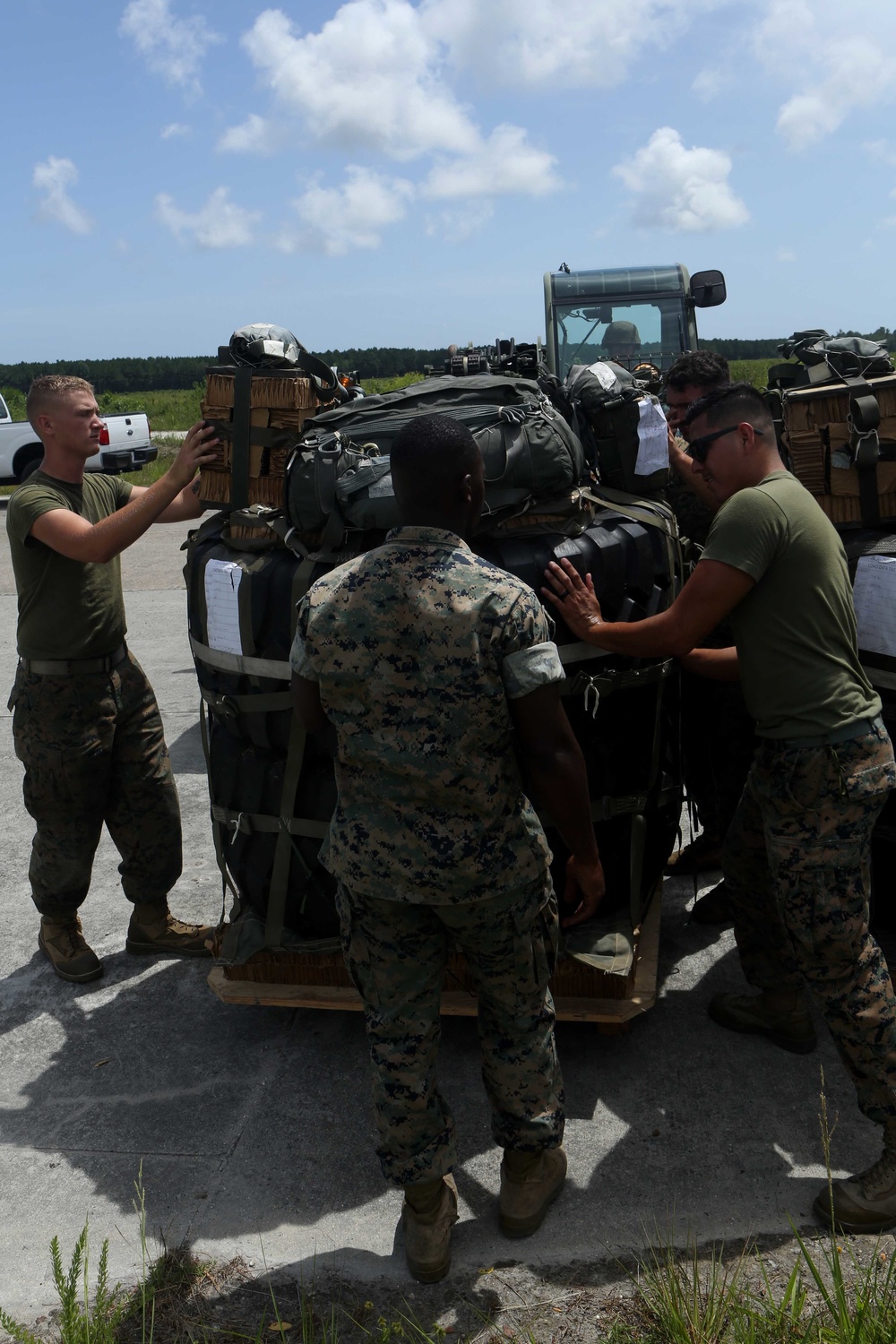 2D TSB conduct air drop training