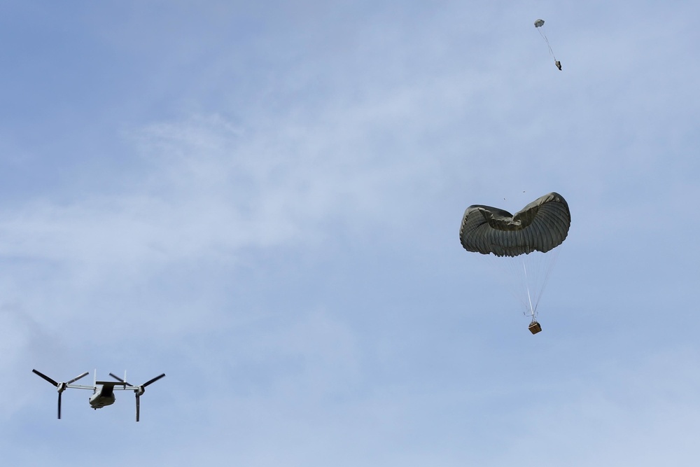 2D TSB conduct air drop training