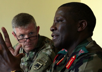 Southern African, USARAF leaders discuss regional concerns during SA16