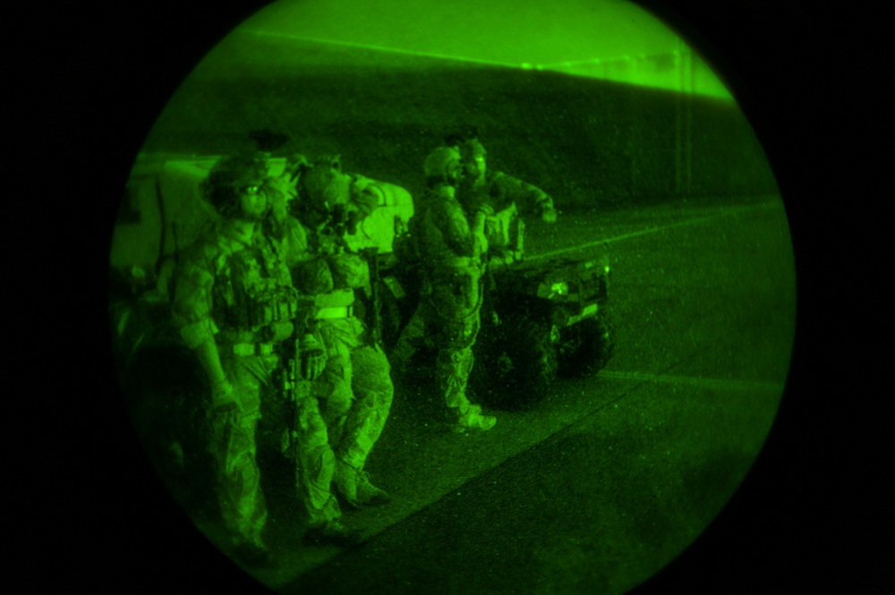 353rd SOSS conducts night training