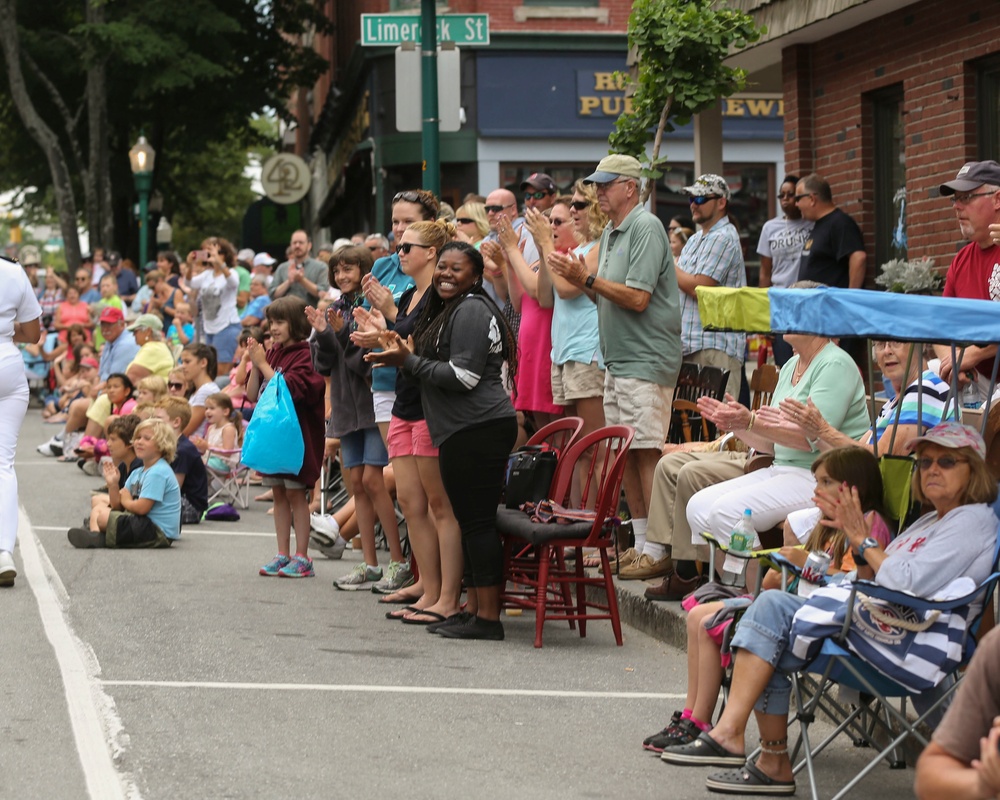 Marines, sailors join Rockland for Lobster Festival