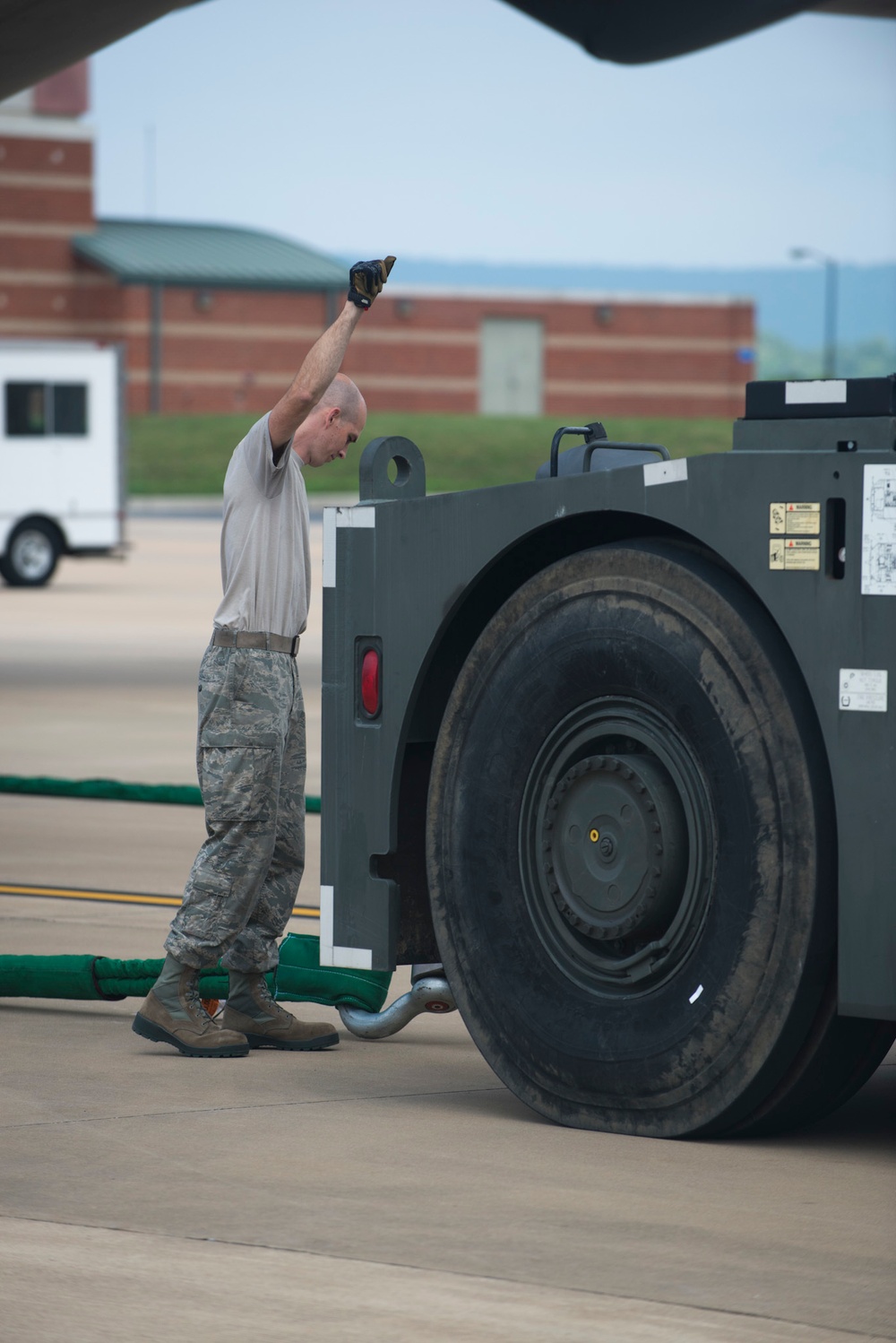 Maintainers learn new aircraft crash kit