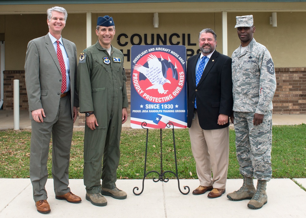 ◾Schertz supports JBSA-Randolph mission, places noise signs throughout city