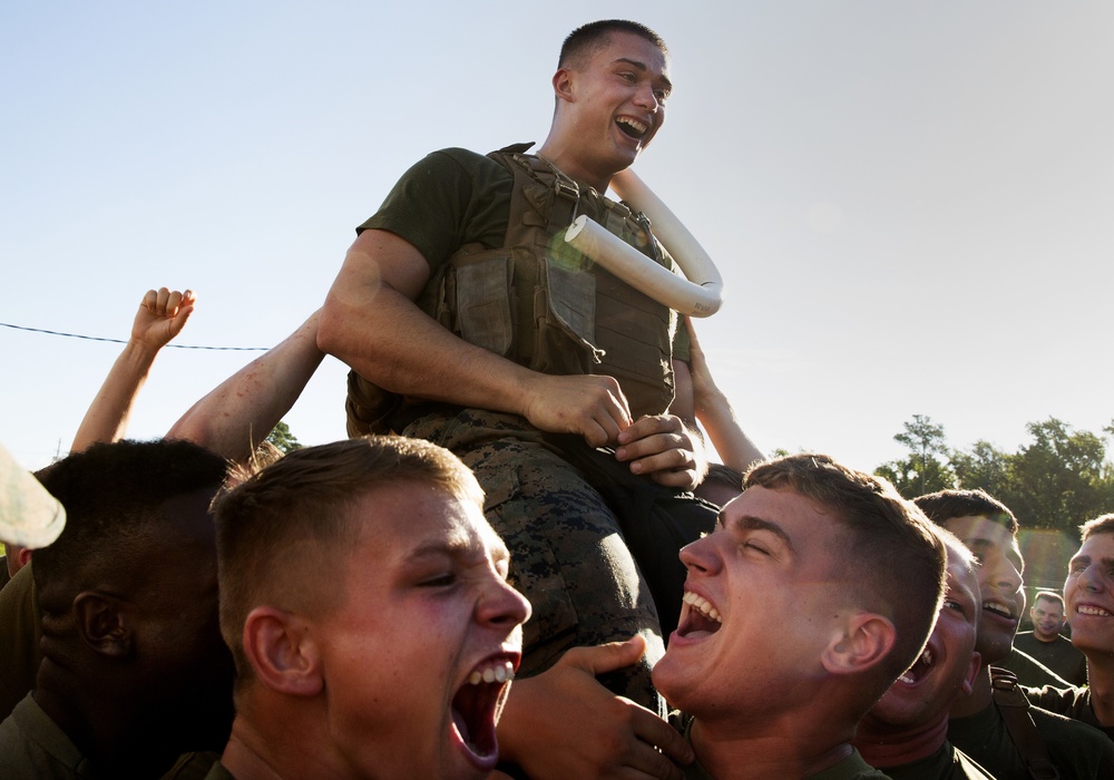 Marines clash in “Teufel Hunden” Challenge