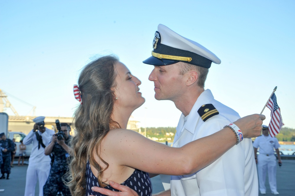 USS John C. Stennis (CVN 74) Returns Home After A Seven Month Deployment