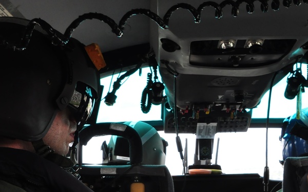 Coast Guard crews respond to Baton Rouge flooding