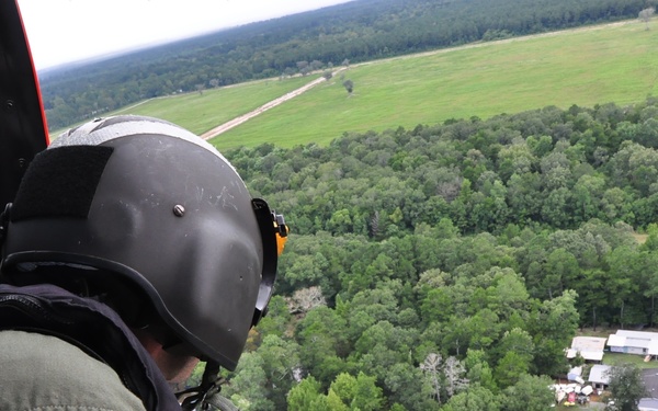 Coast Guard crews respond to Baton Rouge flooding