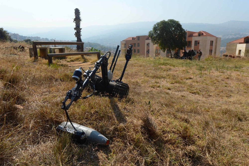 CTG 56.1 Operate a Talon EOD robot with Lebanese Armed Forces during Resolute Response 16