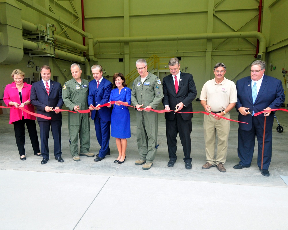 Ribbon Cutting ceremony to unveil new flight simulator facility