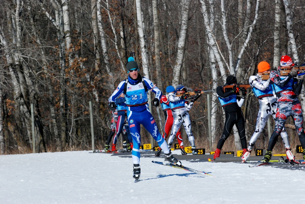 SDNG biathlon team chases perfect race