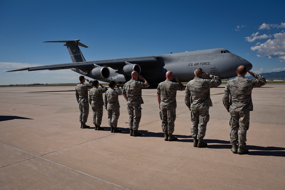 Peterson AFB welcomes home deployed Airmen