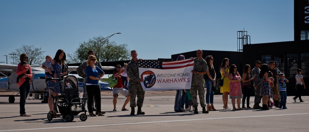 Peterson AFB welcomes home deployed Airmen