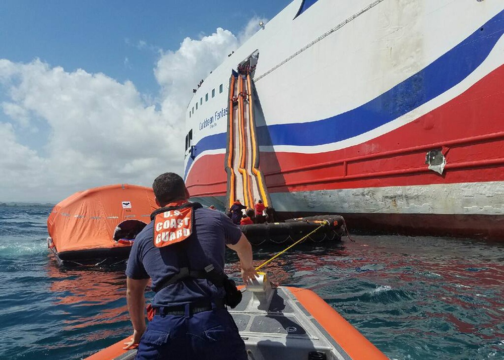 Coast Guard, locals rescue 511 responding to vessel fire near San Juan