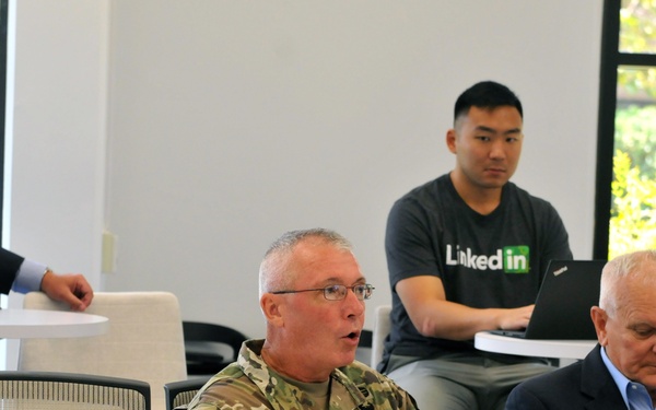 Army Reserve Ambassadors briefed on LinkedIn veteran initiatives