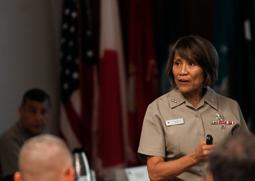 Vice Adm. Bono visits Okinawa military hospitals, attends commanders forum