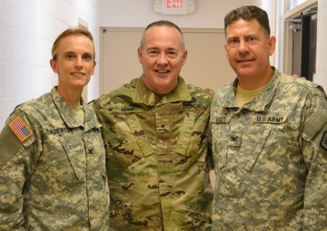 Brig. Gen. Kemp supports Col. Henderson at 505th TTSB COC