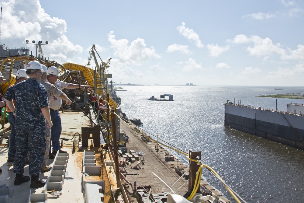 CMC Visits Ingalls Shipbuilding