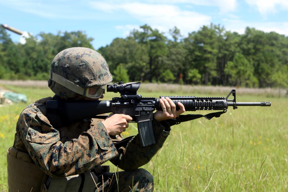 Marines with 2nd TSB counduct Live-Fire drills