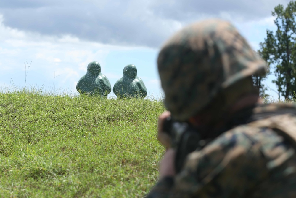 Marines with 2nd TSB counduct Live-Fire drills